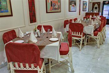 Hotel Pradeep 3*