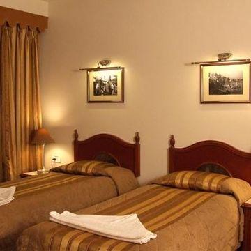 Pradeep Hotel 3*